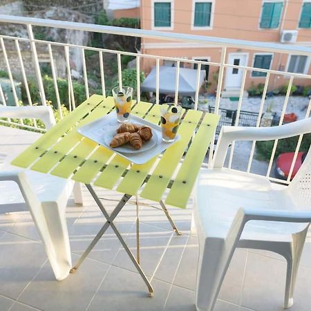 Bright Newly Renovated Apt Near Beach & Center+Ac Anemomylos Екстер'єр фото