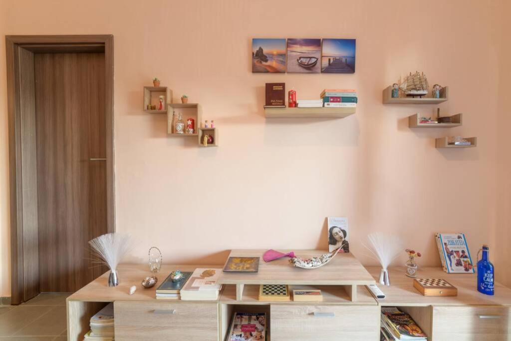 Bright Newly Renovated Apt Near Beach & Center+Ac Anemomylos Екстер'єр фото